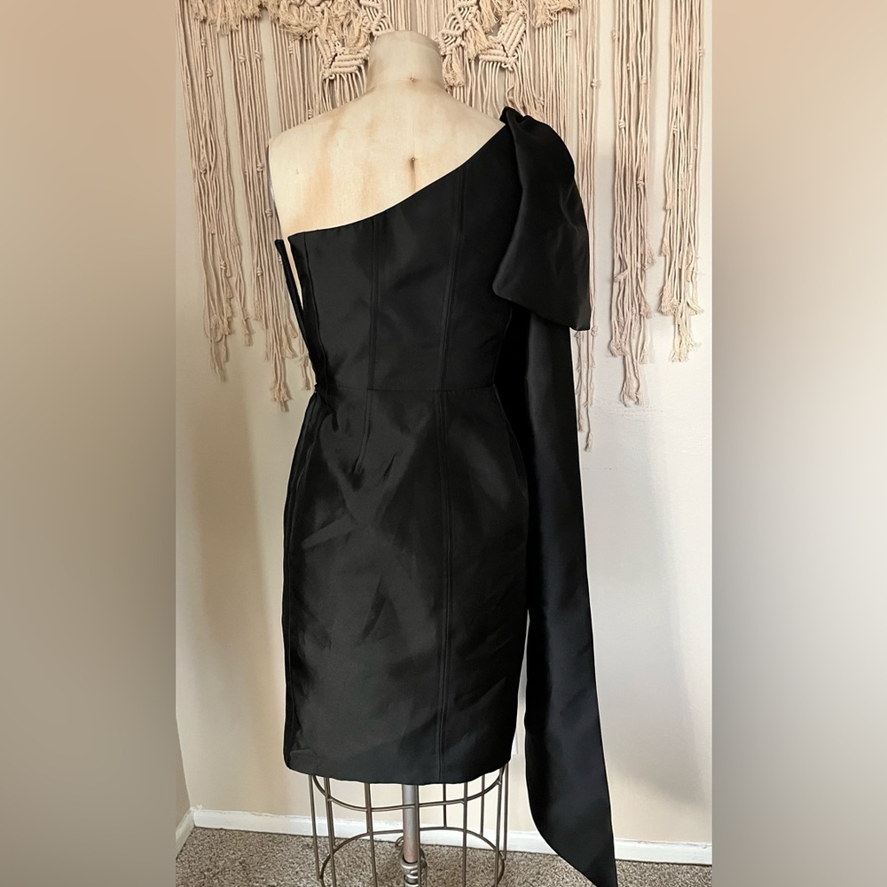 NWT Toccin $795 Black Bow One Shoulder Dress NWT Size 6 - Picture 10 of 12
